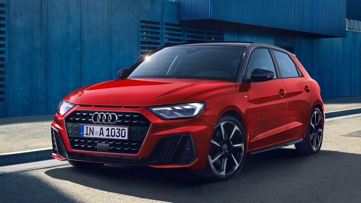 https://www.tepass-schwelm.audi/content/dam/iph/generic-assets/models/a1/a1-sportback/my-2024/stage/4096x1280_aa1-181001-3_v2.jpg/jcr:content/renditions/cq5dam.thumbnail.720.406.iph.png?imwidth=720&imdensity=1